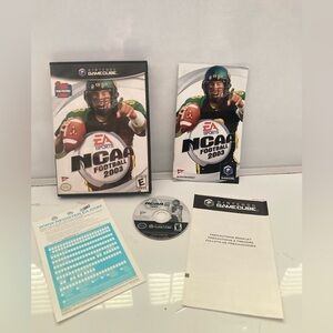 NINTENDO Gamecube NCAA Football 2003 EA Sports 2002 TESTED COMPLETE